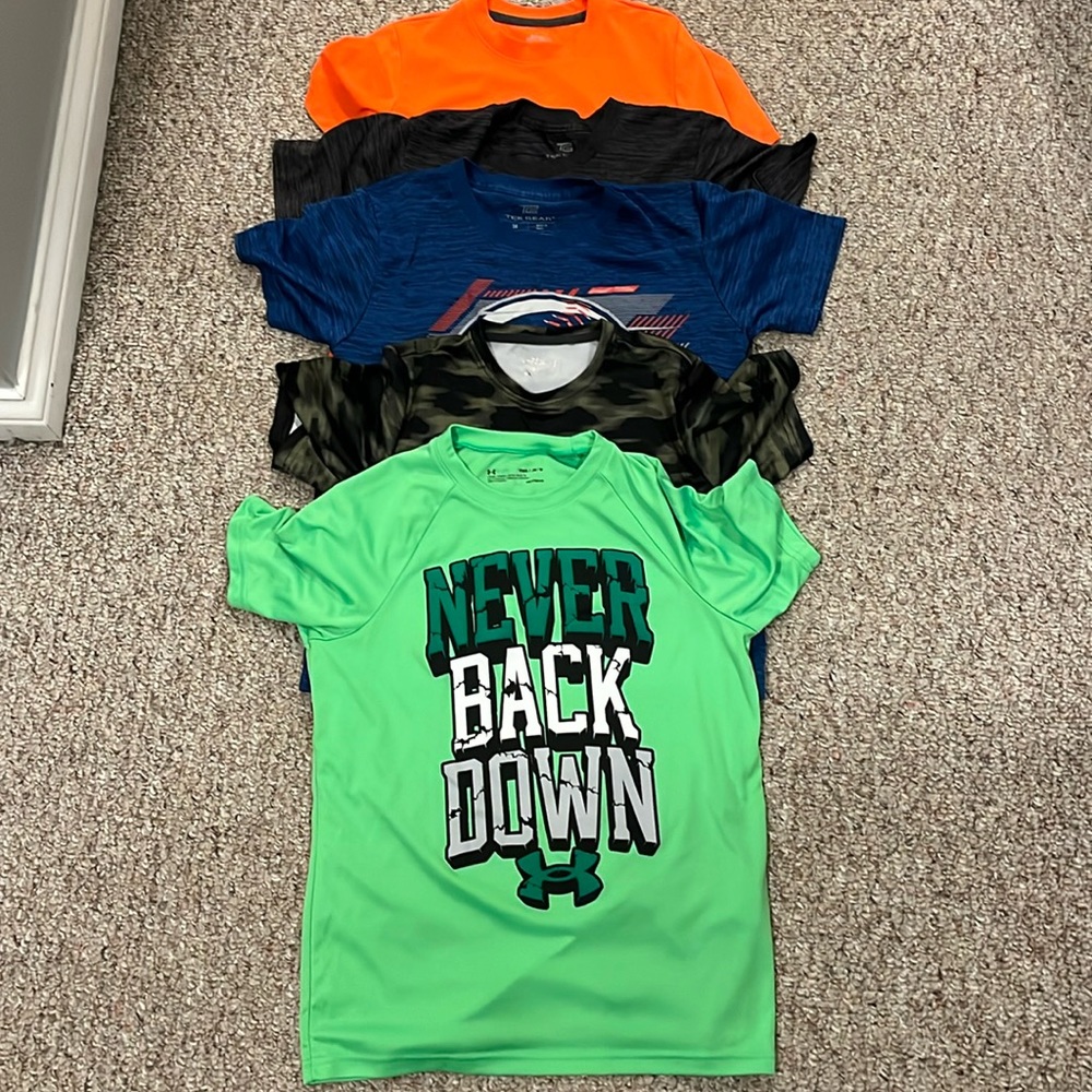 Youth size medium dri fit shirt lot